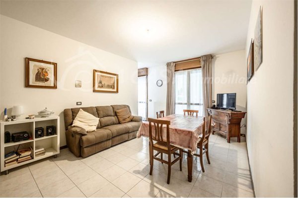 appartamento in vendita a Medesano in zona Felegara