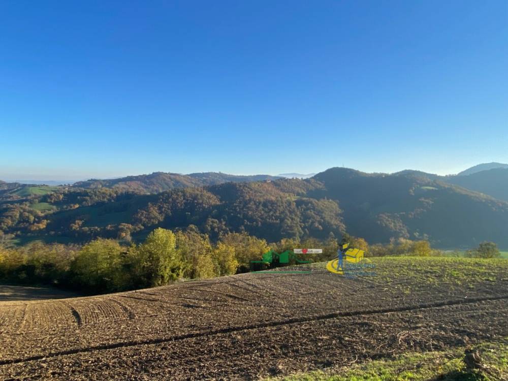 casa indipendente in vendita a Medesano in zona Varano dei Marchesi