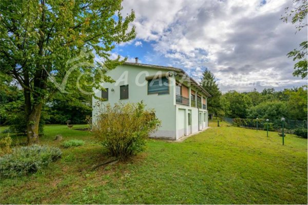 casa indipendente in vendita a Medesano