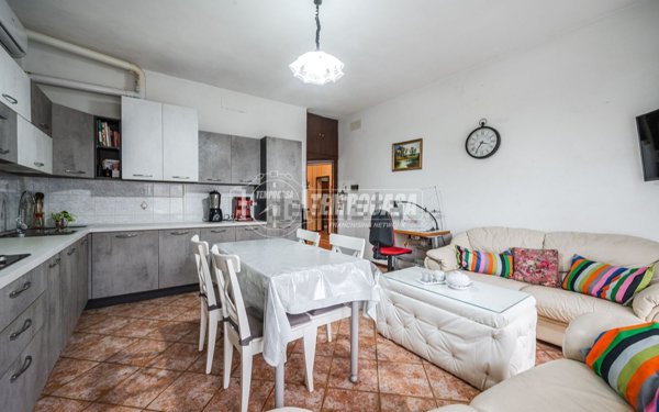 appartamento in vendita a Medesano in zona Felegara