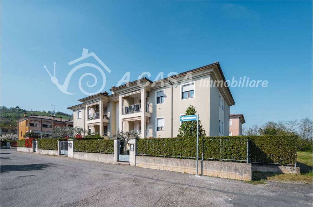 appartamento in vendita a Medesano in zona Felegara