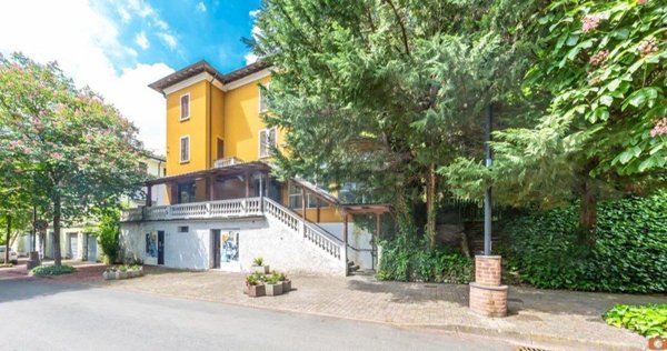 appartamento in vendita a Medesano in zona Sant'Andrea Bagni