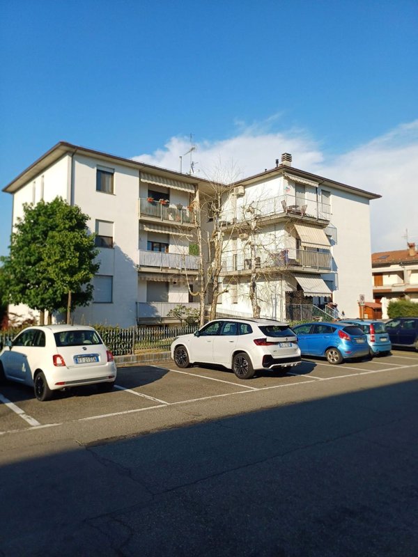 appartamento in vendita a Medesano in zona Felegara