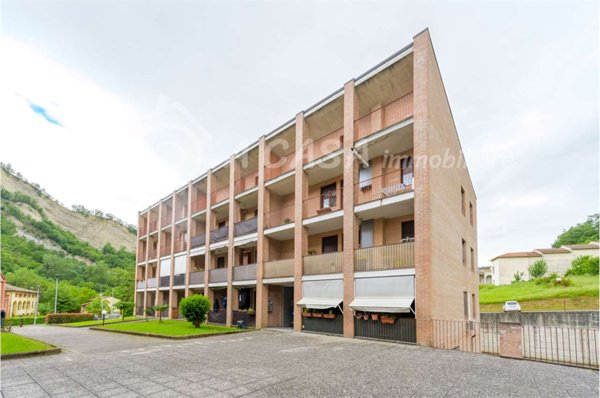 appartamento in vendita a Medesano in zona Santa Lucia