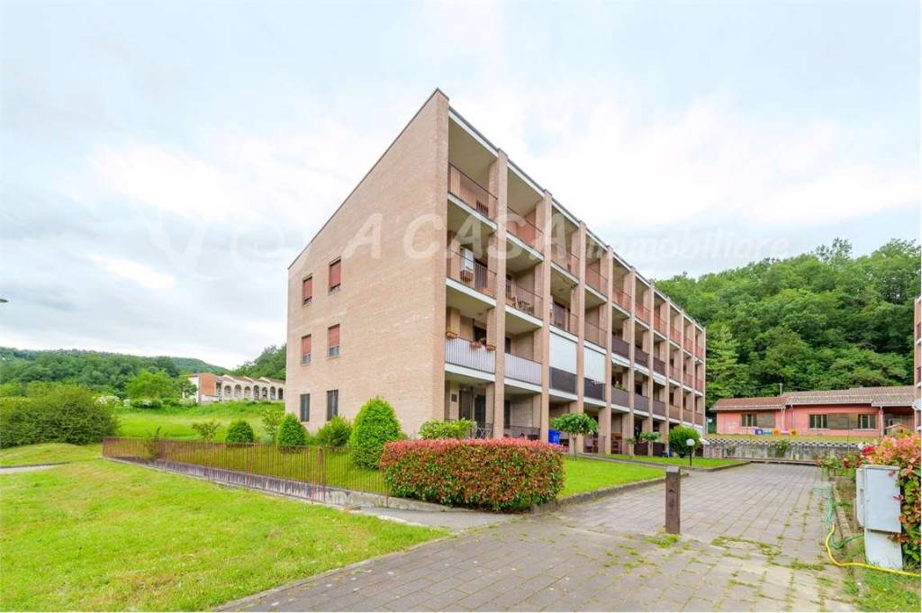 appartamento in vendita a Medesano in zona Santa Lucia