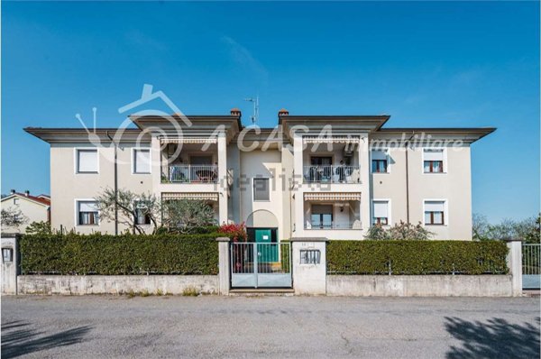 appartamento in vendita a Medesano in zona Felegara