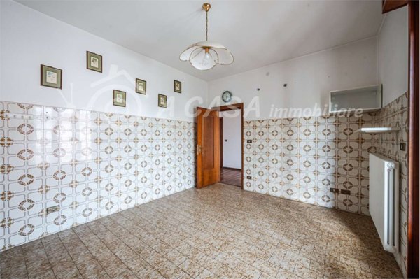 casa indipendente in vendita a Medesano in zona Ramiola