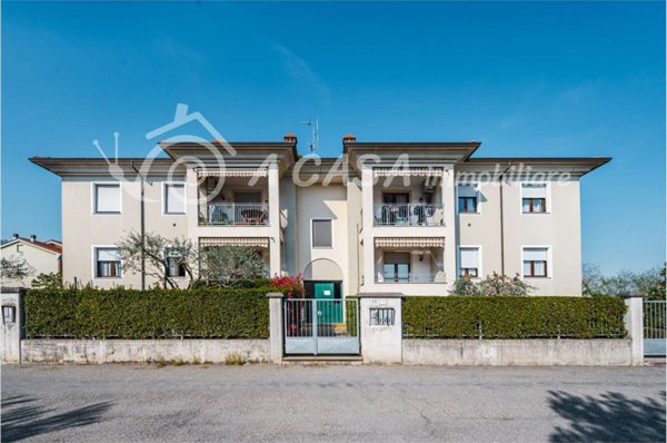 appartamento in vendita a Medesano in zona Felegara