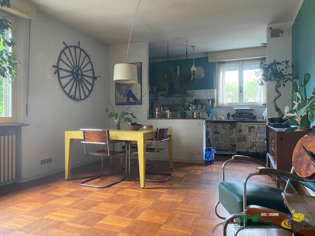 casa indipendente in vendita a Medesano