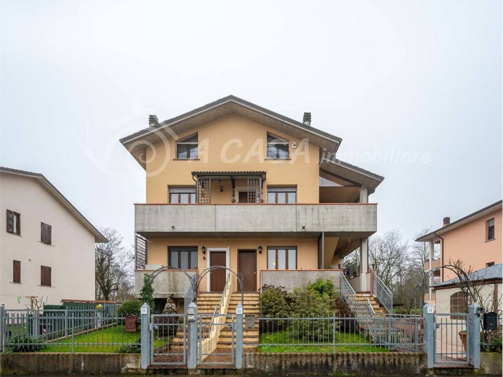 appartamento in vendita a Medesano in zona Felegara