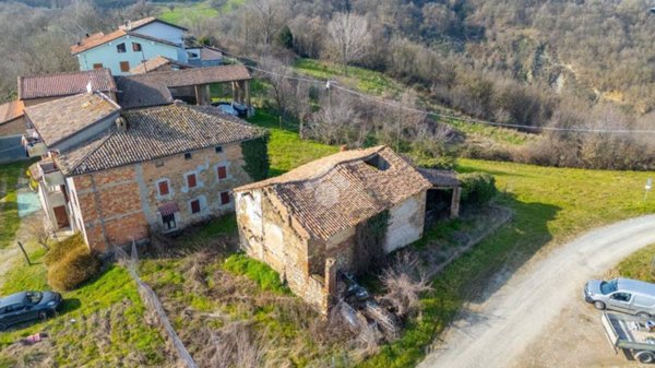 terreno edificabile in vendita a Medesano