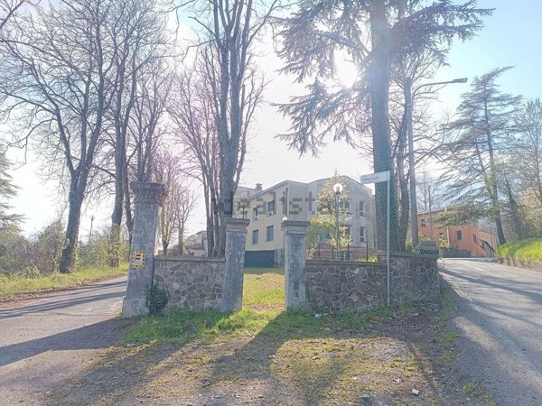 casa indipendente in vendita a Medesano