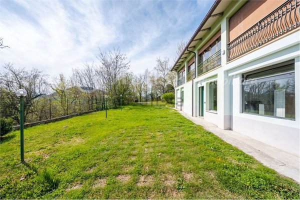 casa indipendente in vendita a Medesano