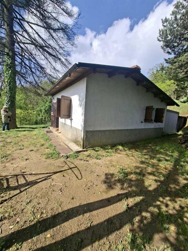 casa indipendente in vendita a Medesano in zona Miano