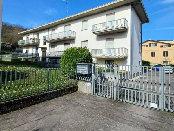 appartamento in vendita a Medesano in zona Felegara