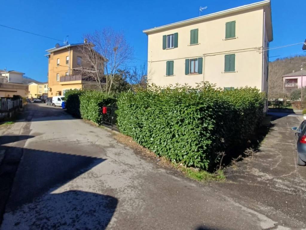 appartamento in vendita a Medesano in zona Felegara