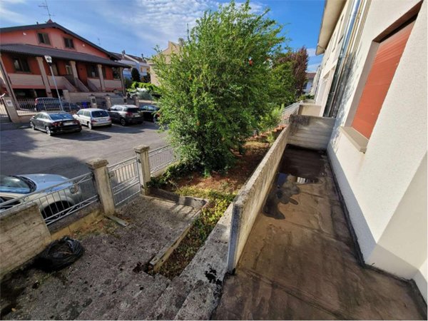 casa indipendente in vendita a Medesano