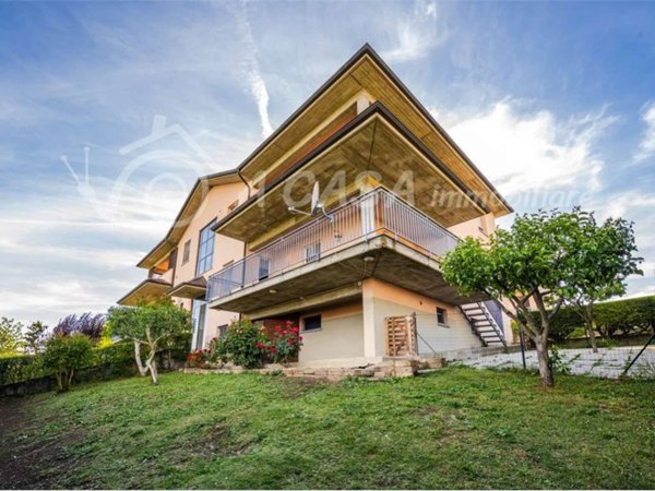 appartamento in vendita a Medesano in zona Ramiola