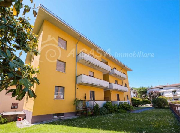 appartamento in vendita a Medesano in zona Sant'Andrea Bagni