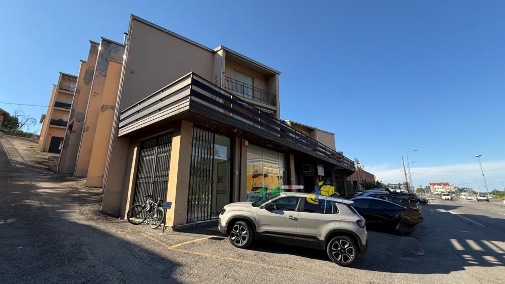 ufficio in vendita a Medesano in zona Ramiola