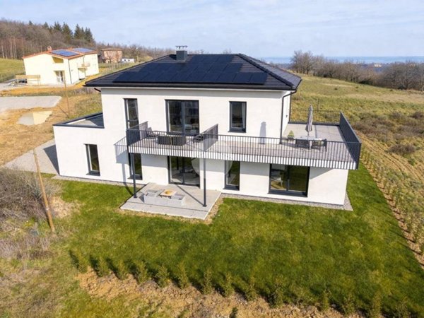 terreno edificabile in vendita a Medesano in zona Miano