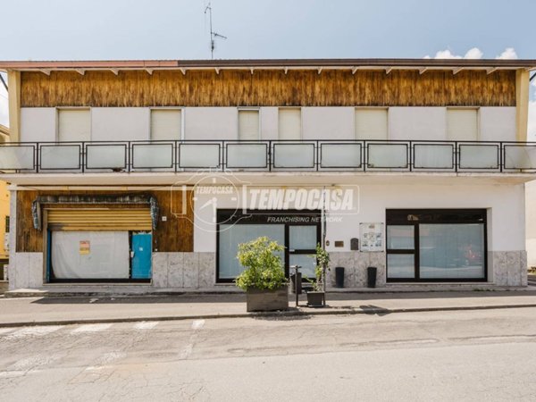appartamento in vendita a Medesano in zona Felegara
