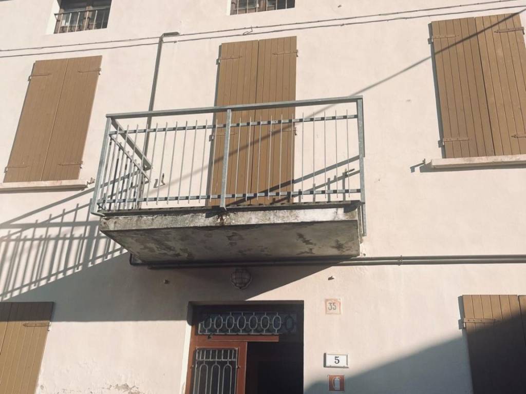 appartamento in vendita a Medesano in zona Sant'Andrea Bagni