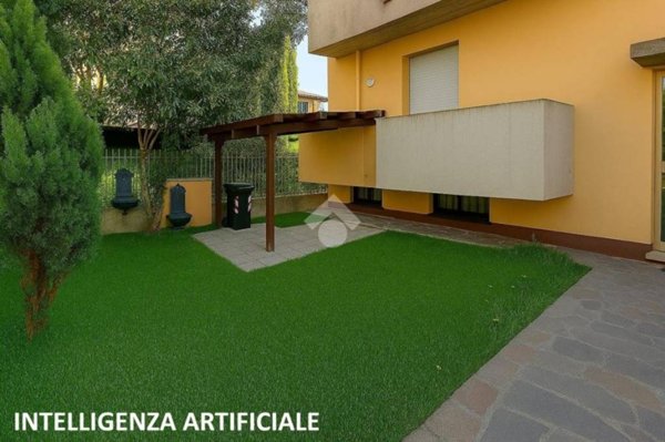 appartamento in vendita a Medesano in zona Ramiola