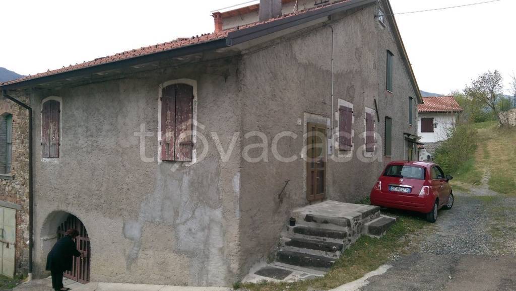 casa indipendente in vendita a Monchio delle Corti