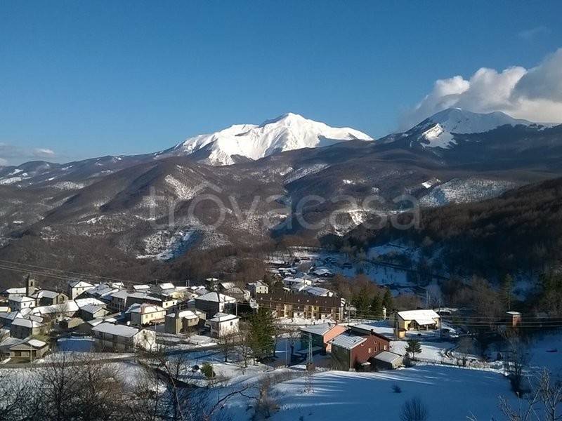 casa indipendente in vendita a Monchio delle Corti in zona Rigoso