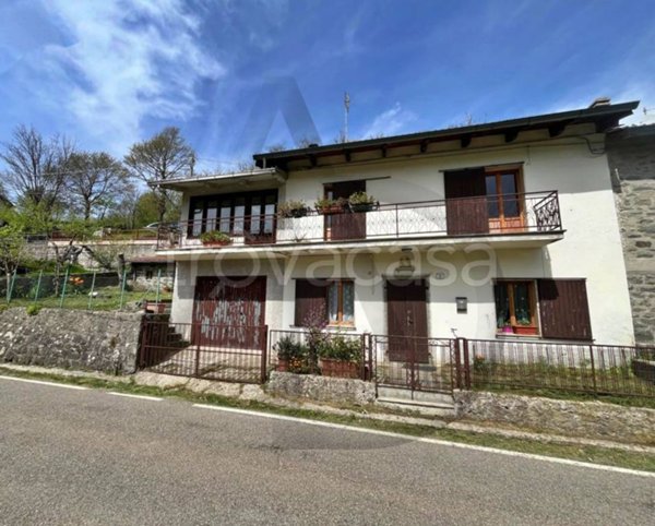 casa indipendente in vendita a Monchio delle Corti