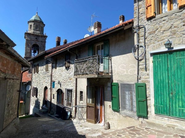 casa indipendente in vendita a Monchio delle Corti in zona Casarola