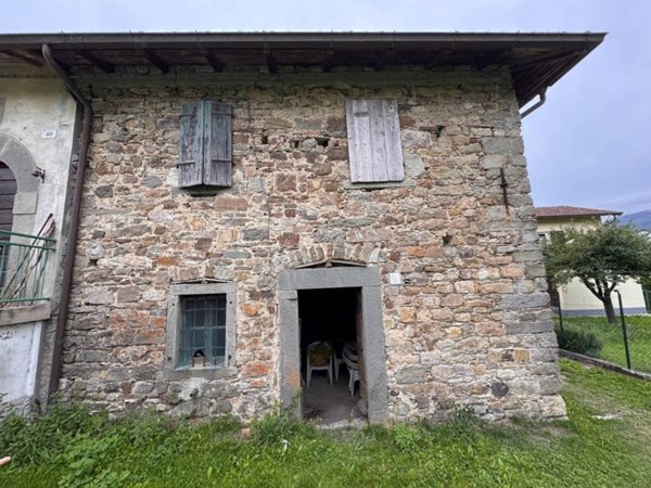 casa indipendente in vendita a Monchio delle Corti in zona Monchio Basso