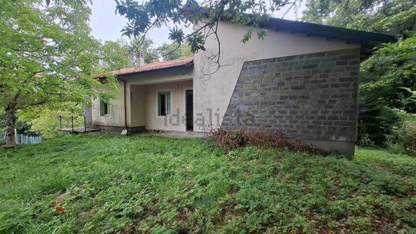 casa indipendente in vendita a Monchio delle Corti in zona Rimagna