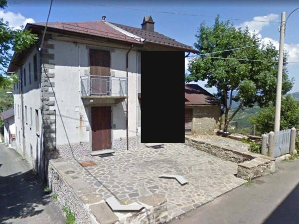 appartamento in vendita a Monchio delle Corti in zona Rigoso