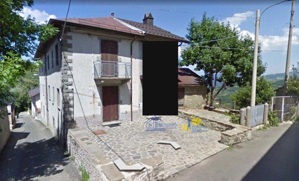 appartamento in vendita a Monchio delle Corti in zona Rigoso