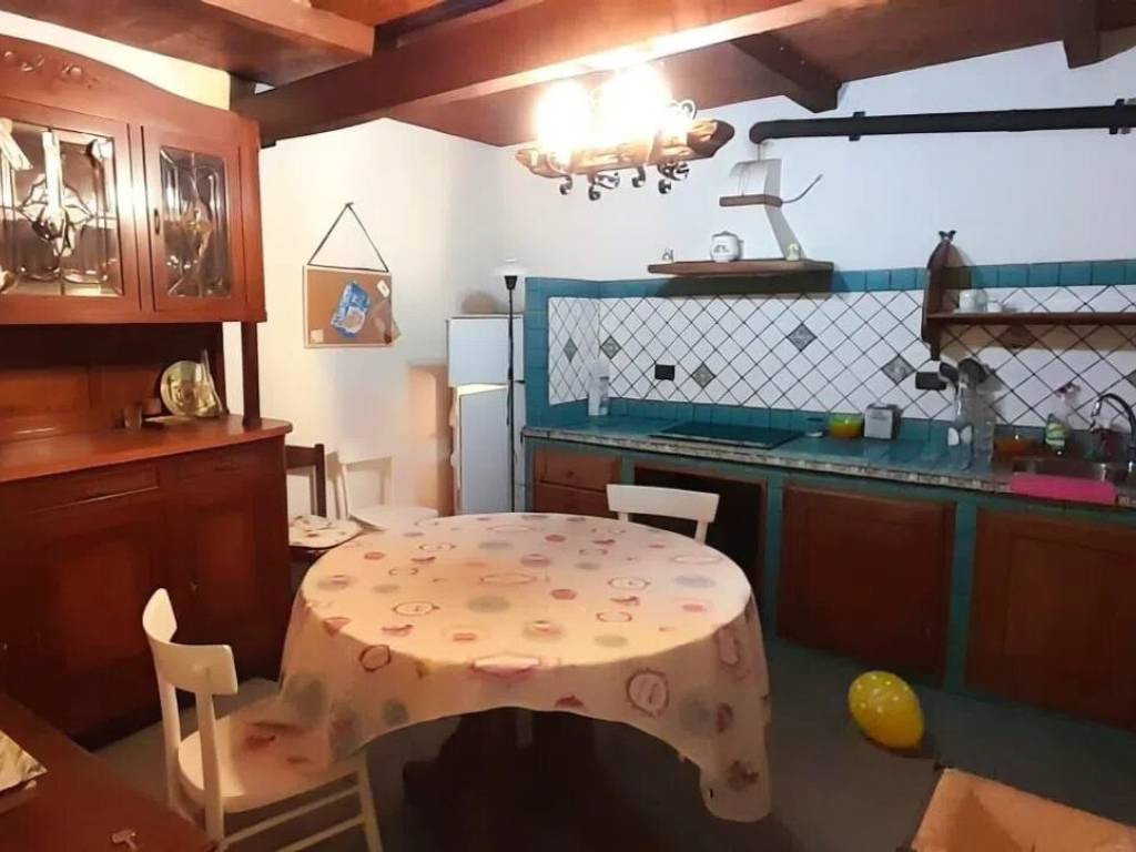 casa indipendente in vendita a Monchio delle Corti