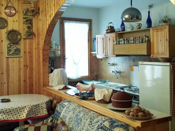 appartamento in vendita a Monchio delle Corti in zona Rigoso