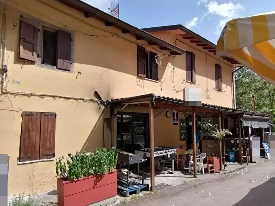 trivano in vendita a Monchio delle Corti