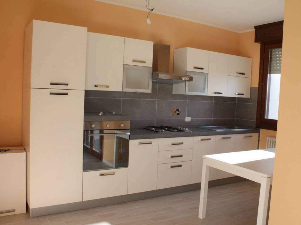 appartamento in vendita a Montechiarugolo in zona Basilicanova