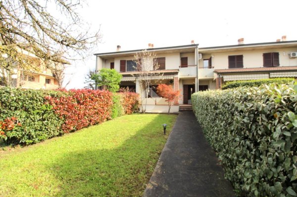 casa indipendente in vendita a Montechiarugolo in zona Monticelli Terme