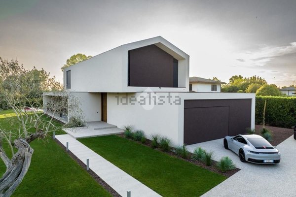 casa indipendente in vendita a Montechiarugolo in zona Monticelli Terme