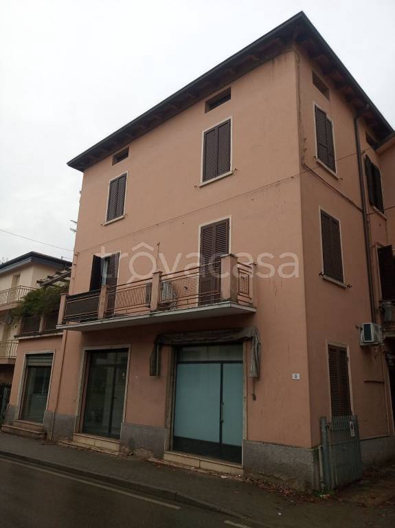 appartamento in vendita a Montechiarugolo in zona Monticelli Terme