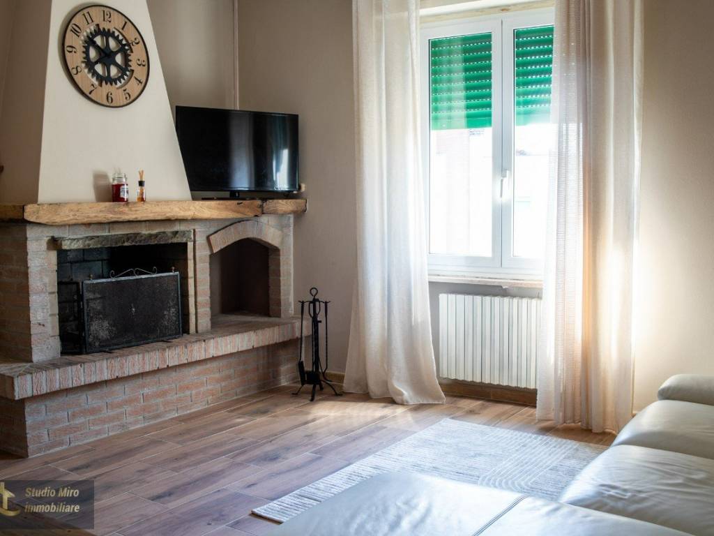appartamento in vendita a Montechiarugolo in zona Basilicanova