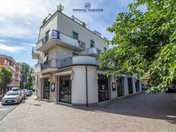 appartamento in vendita a Montechiarugolo in zona Piazza