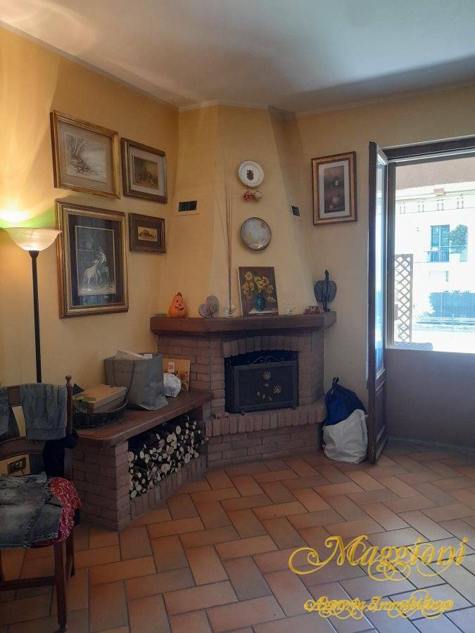 casa indipendente in vendita a Montechiarugolo in zona Basilicanova