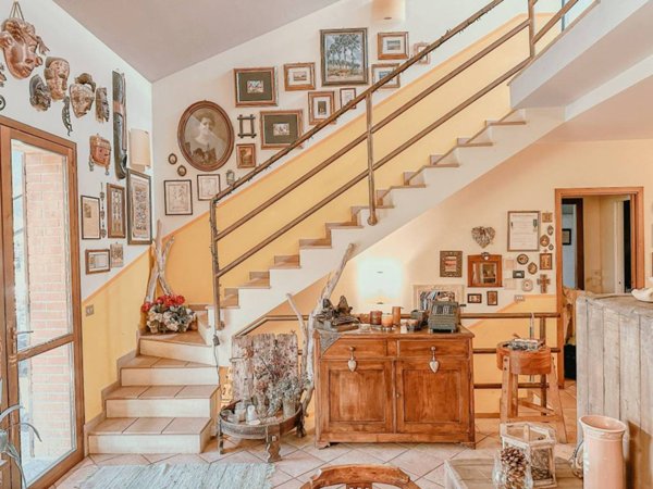 casa indipendente in vendita a Montechiarugolo in zona Monticelli Terme