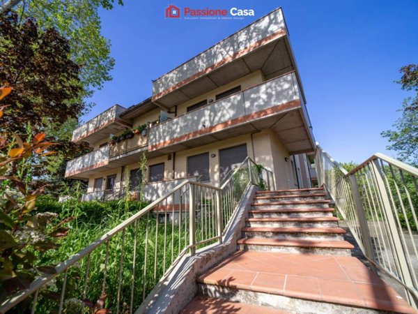 appartamento in vendita a Montechiarugolo in zona Monticelli Terme