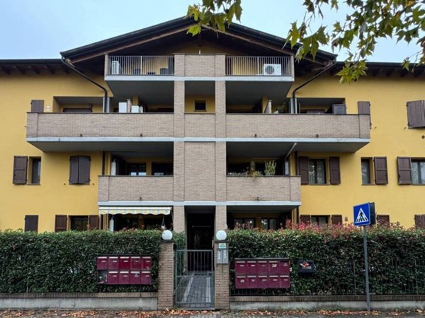 appartamento in vendita a Montechiarugolo in zona Monticelli Terme