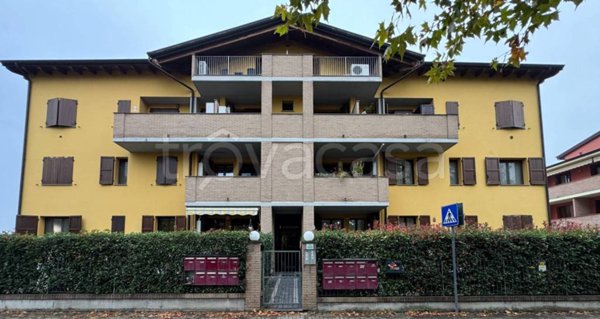 appartamento in vendita a Montechiarugolo in zona Monticelli Terme